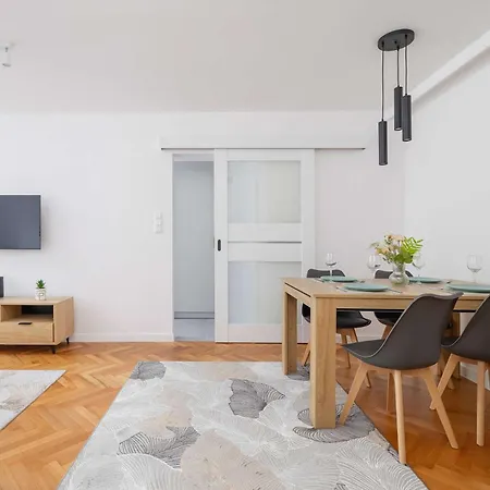 Appartement Classic Grazynskiego Near Spodek By Renters Katowice
